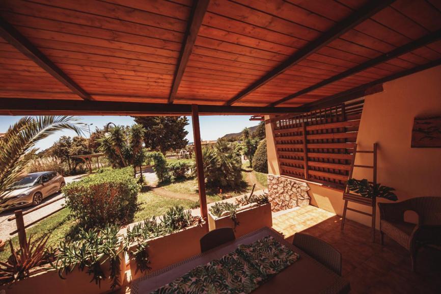 Residence Il Mandorlo Lacona Exteriör bild