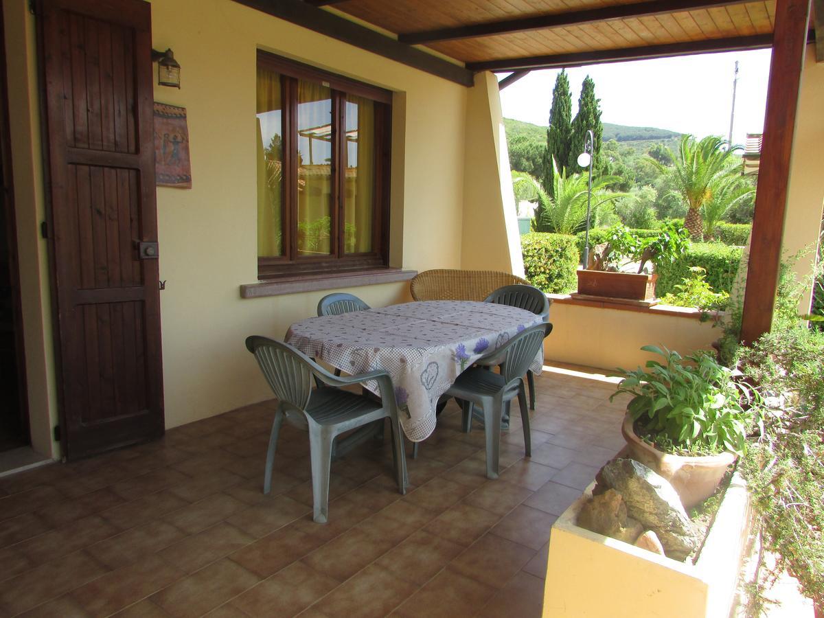 Residence Il Mandorlo Lacona Exteriör bild